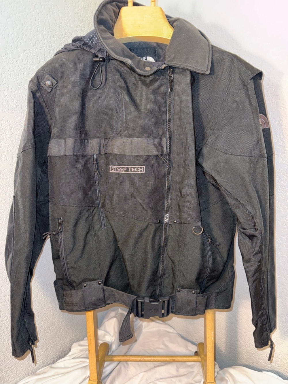 Vintage The North Face Ski/Snowboard Jacket – Retro Steep Tech Style